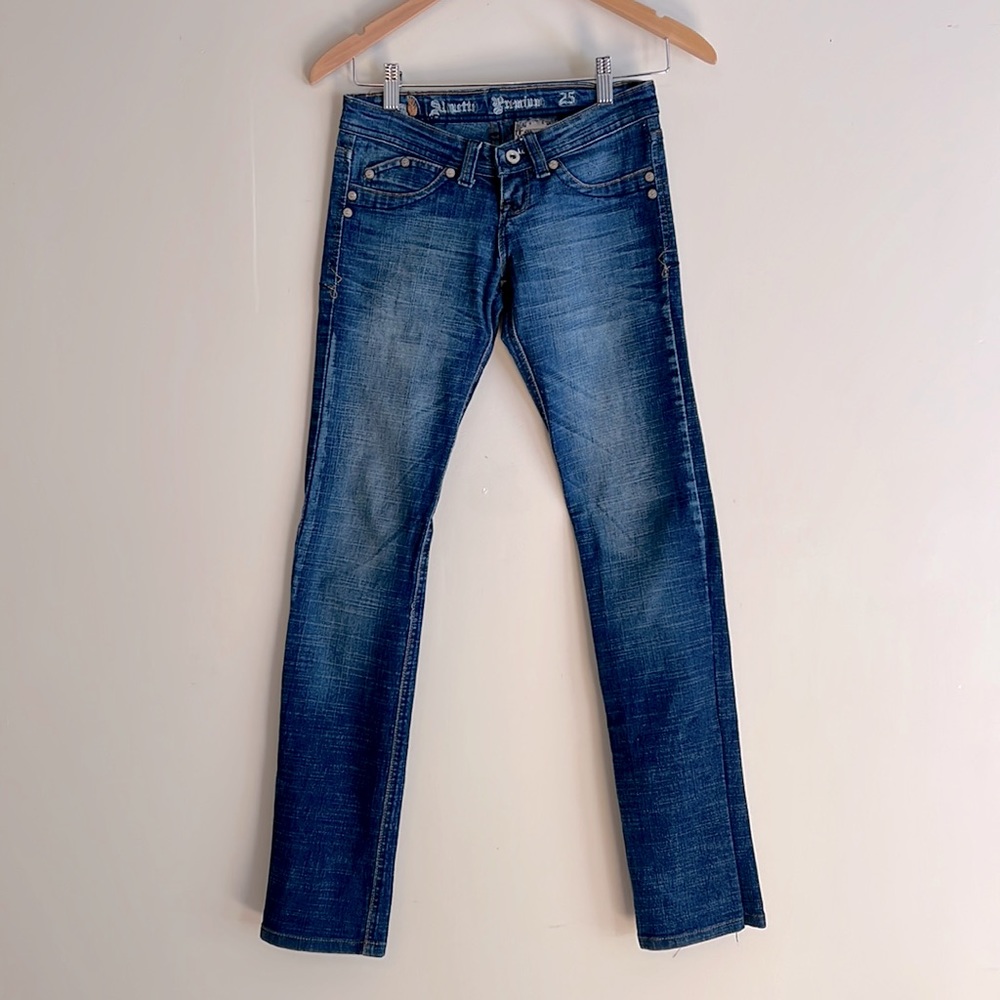 Alouette Premium Low Rise Jeans